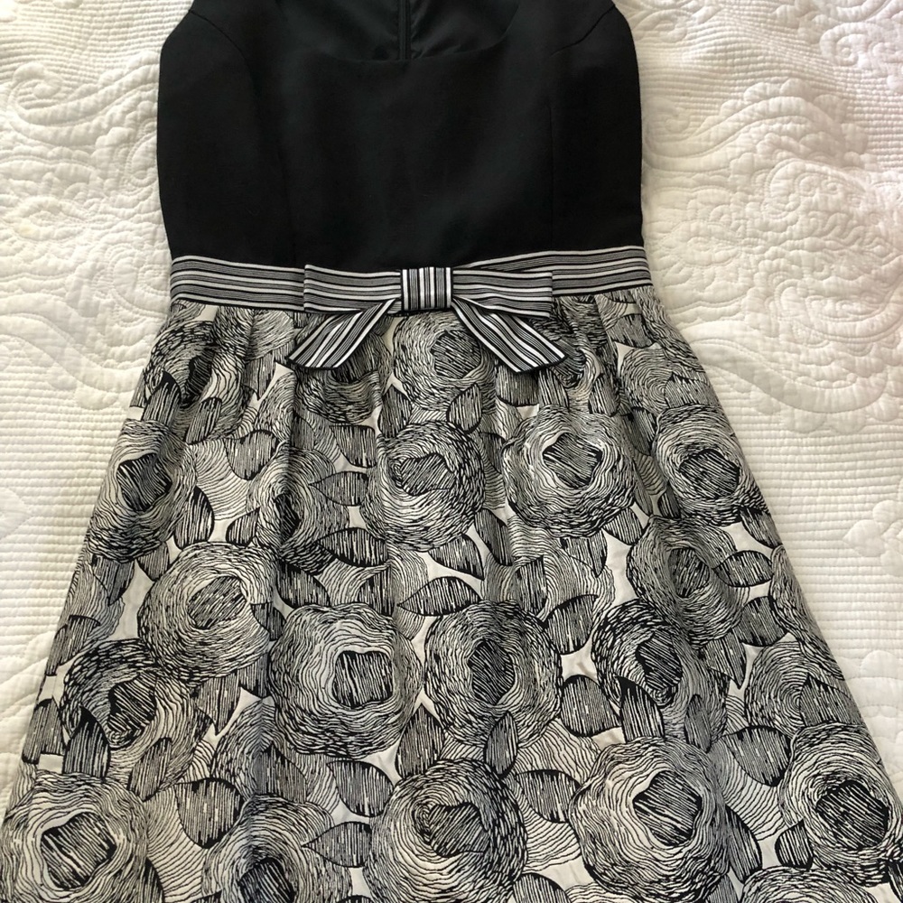 Beautiful knee length Dress